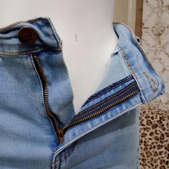 Luna Nora Light Wash Skinny Patch Jeans Size 16 Slimming Denim High Waist - Picture 11 of 15